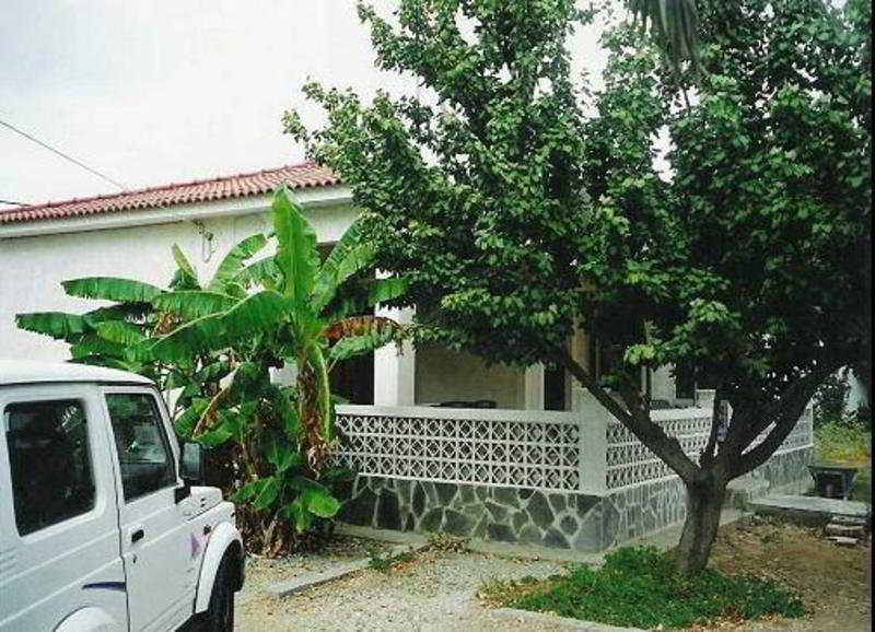 Kerveli Luxury Villa Exterior photo